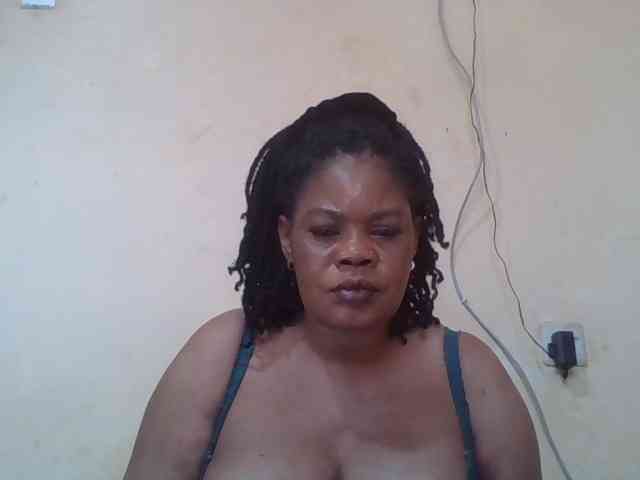 Sexydove webcam