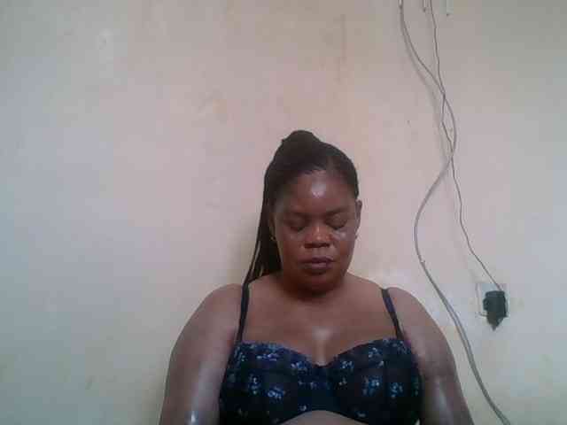 Sexydove webcam