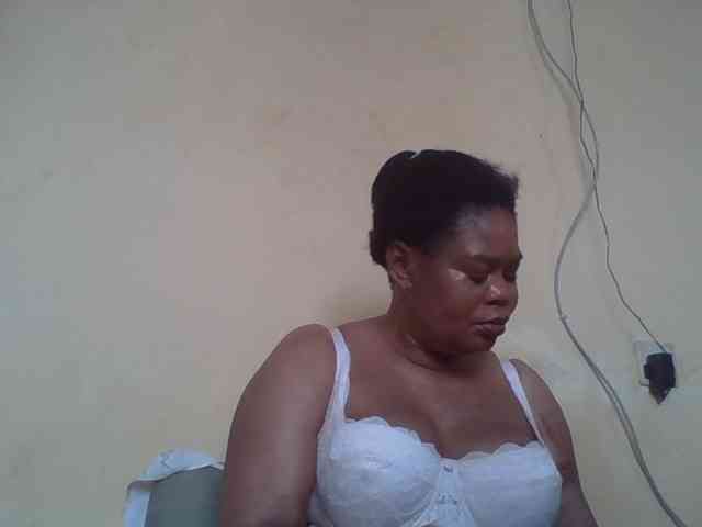 Sexydove webcam