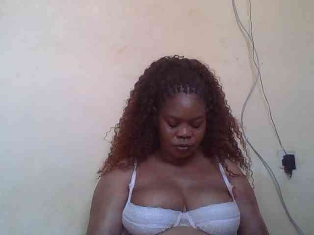 Sexydove webcam