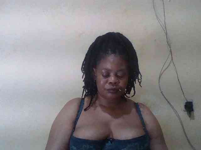 Sexydove webcam