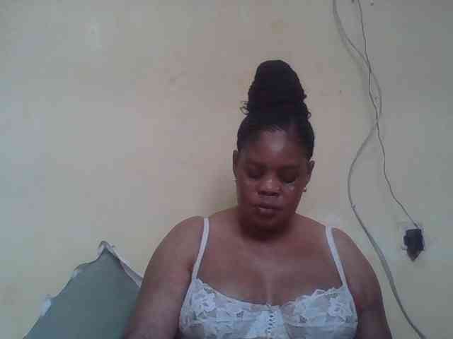 Sexydove webcam