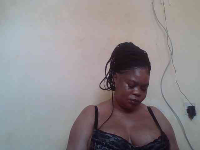 Sexydove webcam
