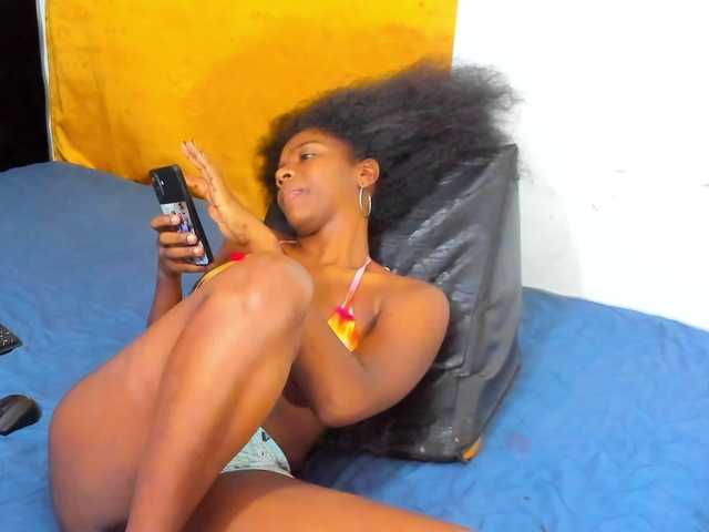 chocolatehot1 live webcam show