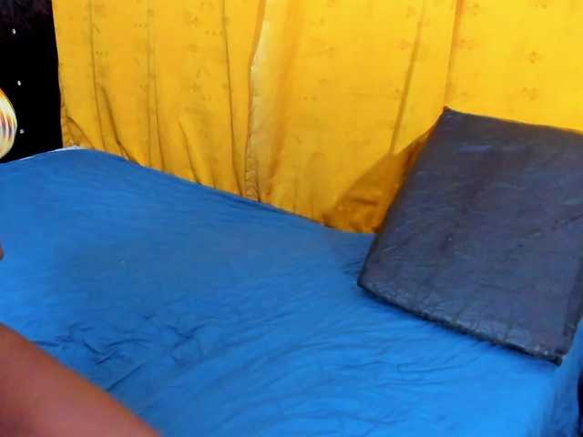 chocolatehot1 live cam on BongaCams