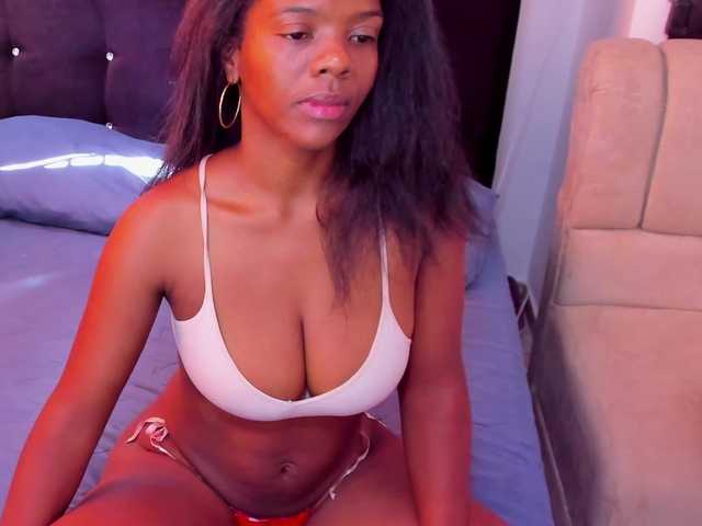 chocolatehot1 live cam on BongaCams