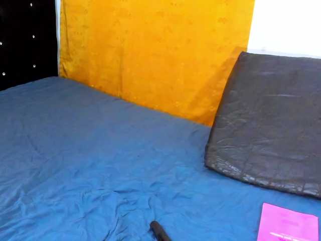 chocolatehot1 live webcam show
