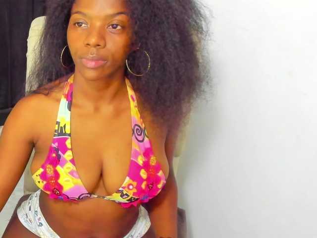 chocolatehot1 live cam on BongaCams