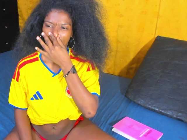 chocolatehot1 live cam on BongaCams