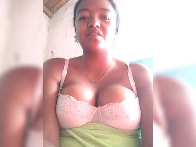 Profile and Statistics for Aicha2 on BongaCams