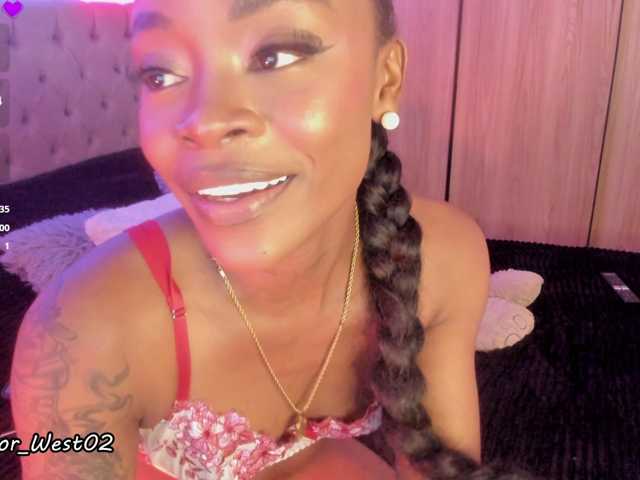 Miss-west live cam on BongaCams
