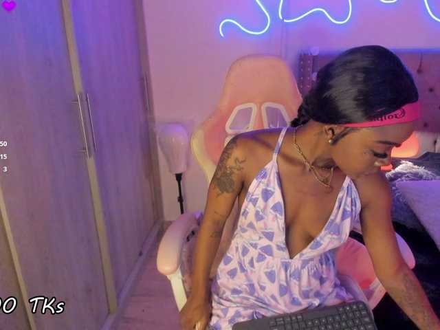 Miss-west's BongaCams show and profile