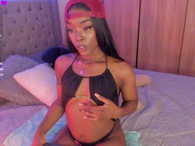 Miss-west live cam on BongaCams