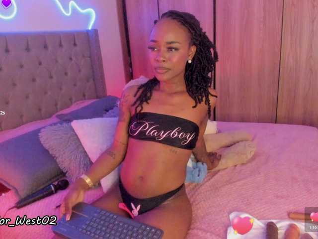 Miss-west live cam on BongaCams
