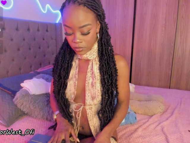 Miss-west live webcam show
