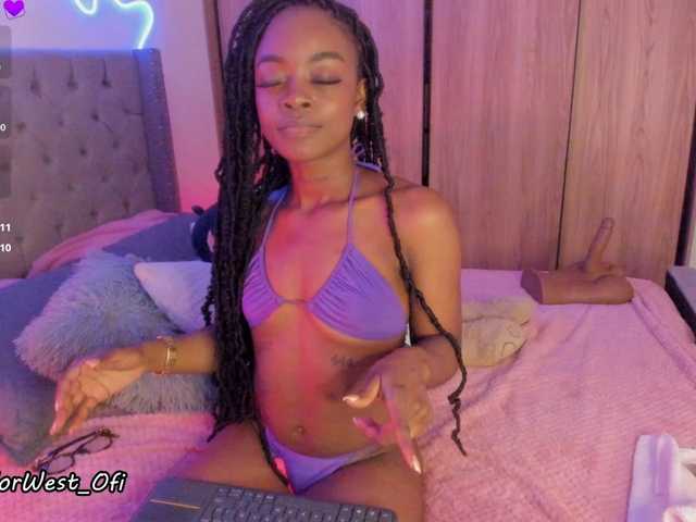 Miss-west live webcam show