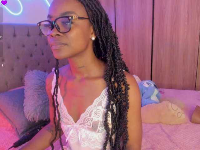 Miss-west live webcam show