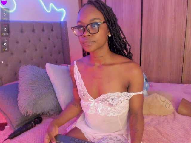 Miss-west live webcam show