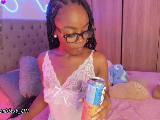 Miss-west live webcam show
