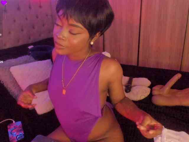 Miss-west webcam