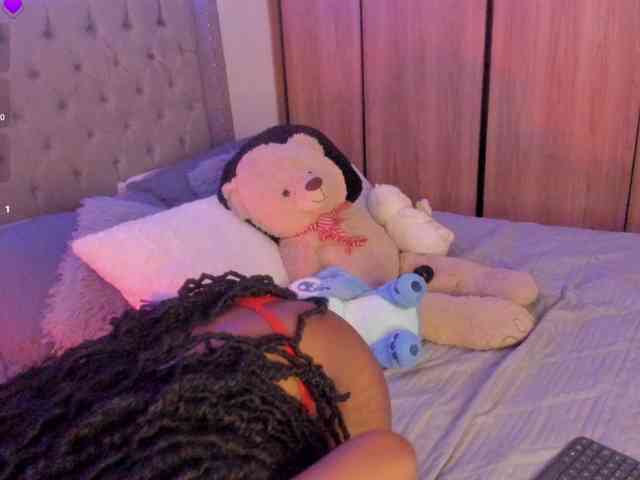 Miss-west webcam