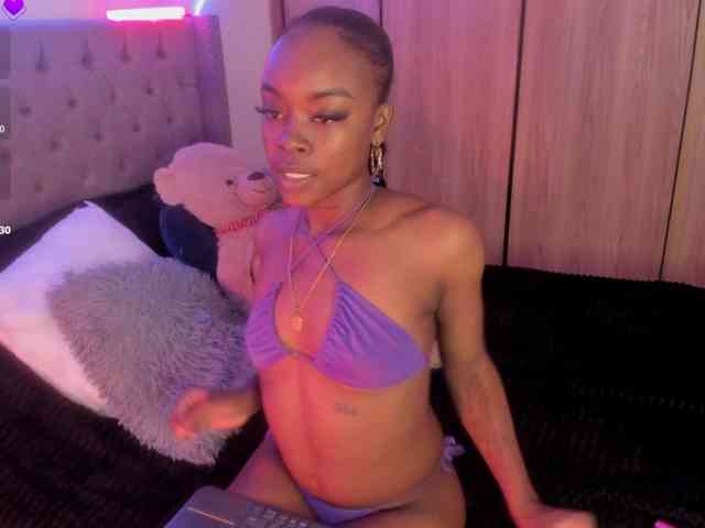 Miss-west webcam