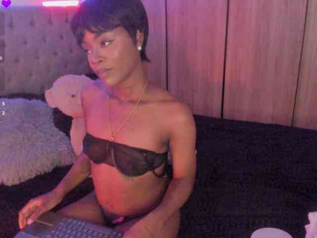 Miss-west webcam