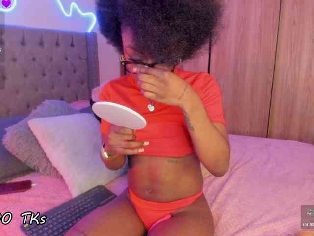 Miss-west webcam