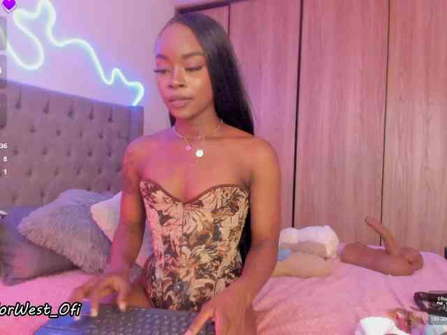 Miss-west webcam