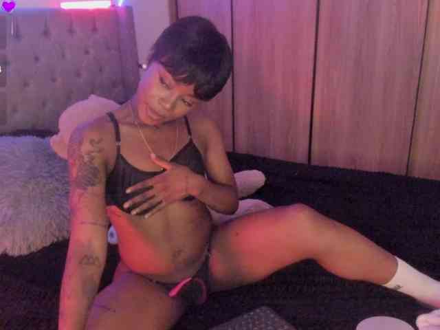 Miss-west webcam