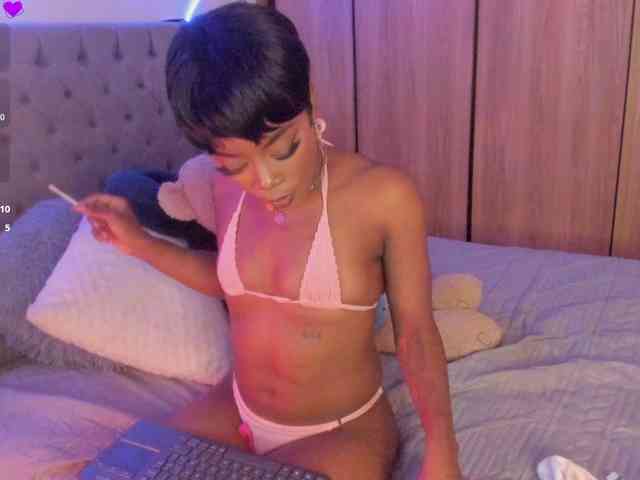 Miss-west webcam