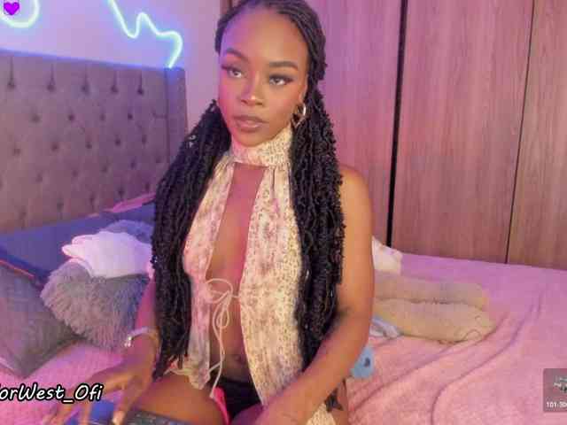 Miss-west webcam