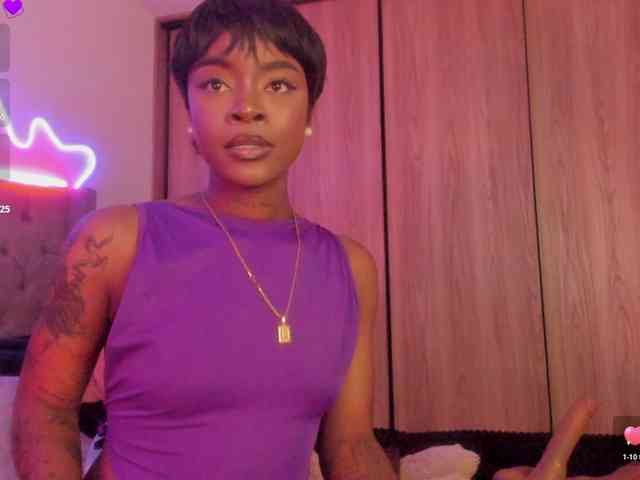 Miss-west webcam