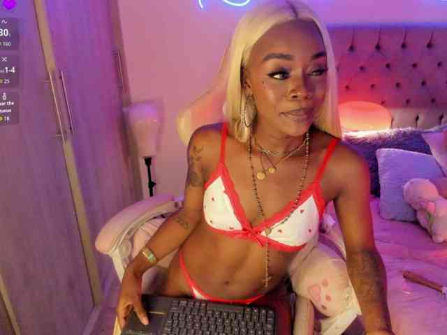 Miss-west webcam