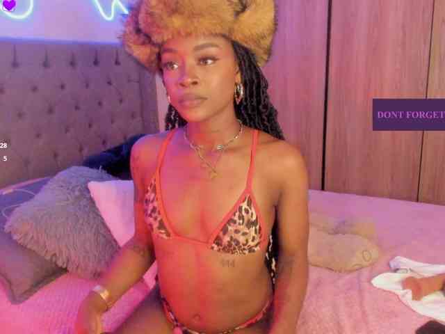 Miss-west webcam