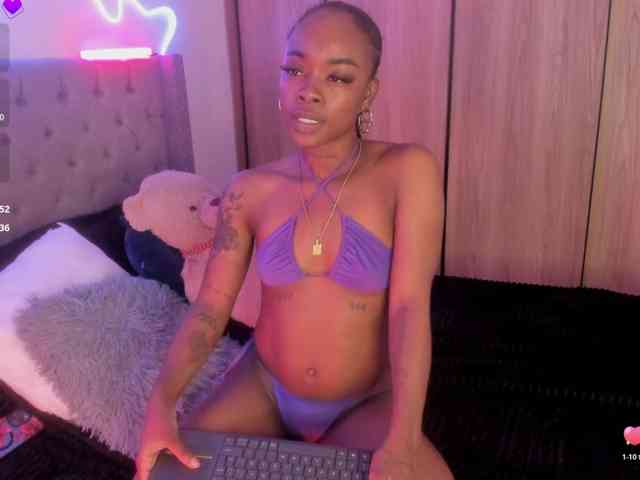 Miss-west webcam