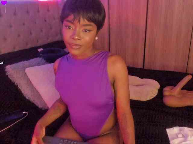 Miss-west webcam