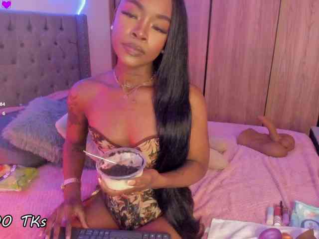 Miss-west webcam