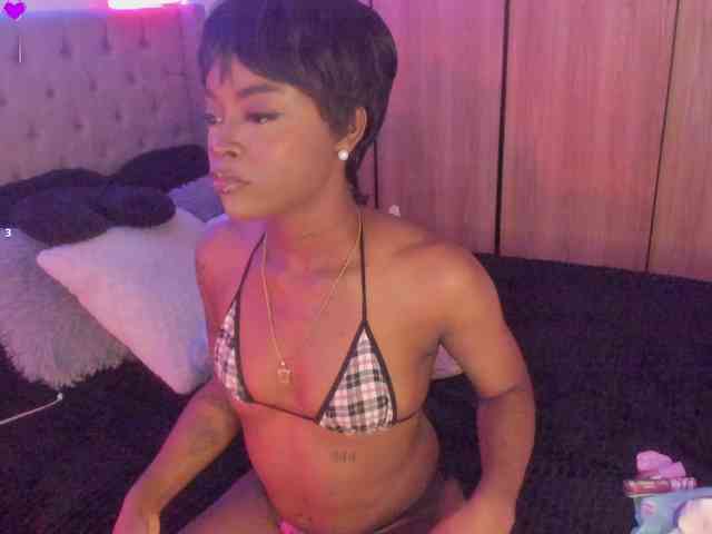 Miss-west webcam