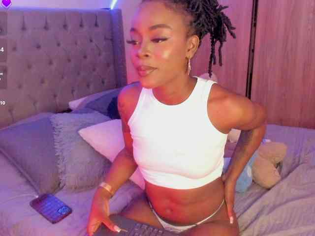 Miss-west webcam
