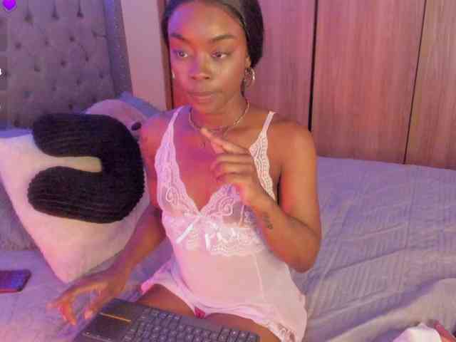 Miss-west webcam