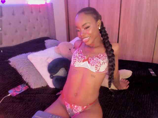 Miss-west webcam