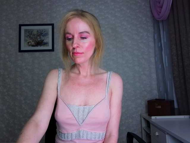 Nata85085 live cam on BongaCams