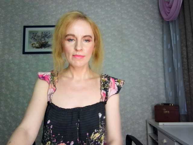 Nata85085 live cam on BongaCams