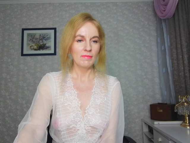 Nata85085's BongaCams show and profile