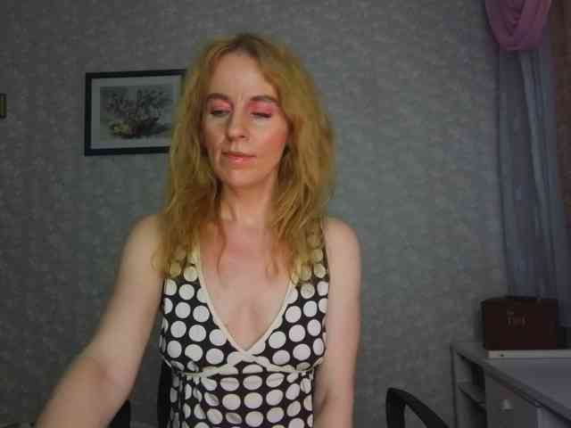 Nata85085 webcam