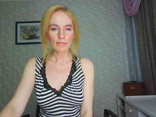 Nata85085 webcam