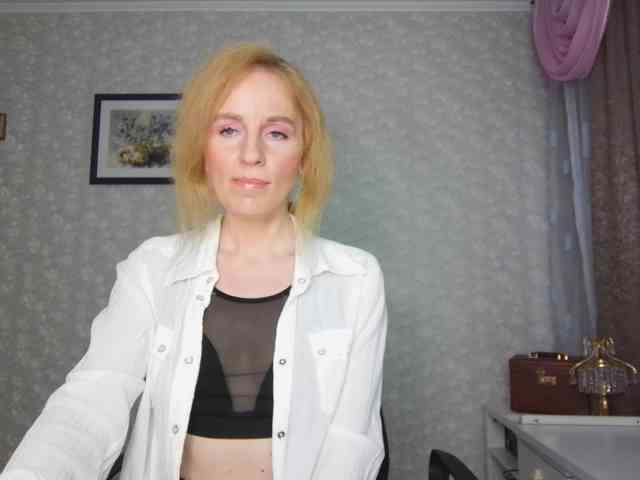 Nata85085 webcam