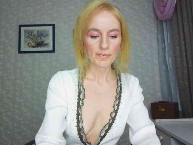 Nata85085 webcam