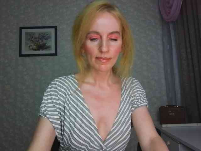 Nata85085 webcam